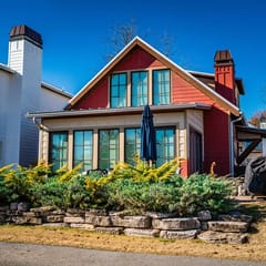 Grand Life Cottage