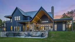 Modern & Moody on Monkey Island