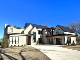 Great Location! Lakefront  Modern Home!
