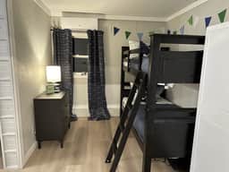 Events welcome! Three homes for Large Groups!