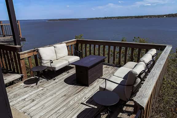 Monkey Island Bluff - Image 1