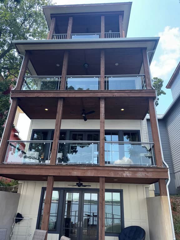 Grand Waterfront-Luxury 4-Level Lakefront Retreat, Hot Tub, Community Pool