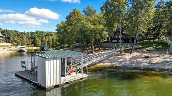 Reel Grand Hideaway