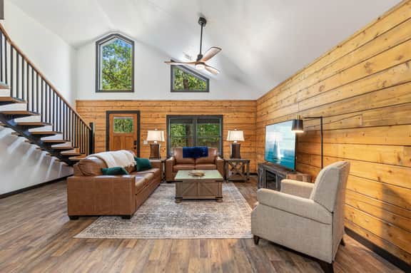 Modern Log Cabin - Boat Ramp & Rock Crawl nearby