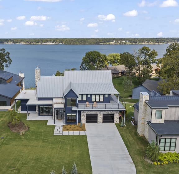 Modern & Moody on Monkey Island